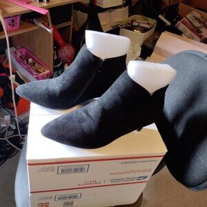 NWOT Ladies black suede heeled boots size 36 (US 5.5 - 6)